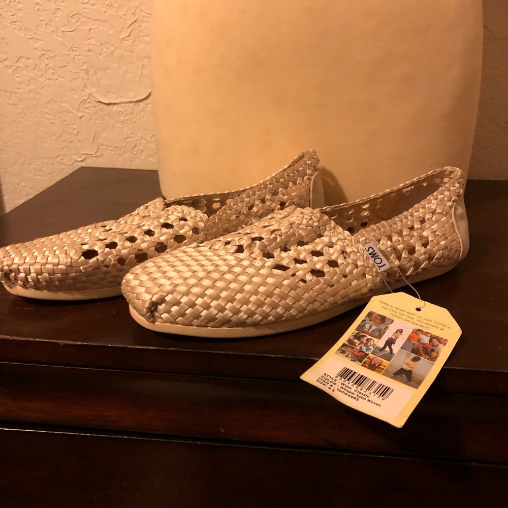 Toms shoes